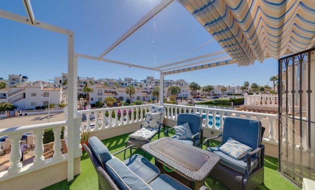 Sale - Bungalow -
Orihuela Costa - Montezenia