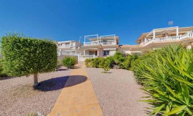 Sale - Bungalow -
Orihuela Costa - Montezenia