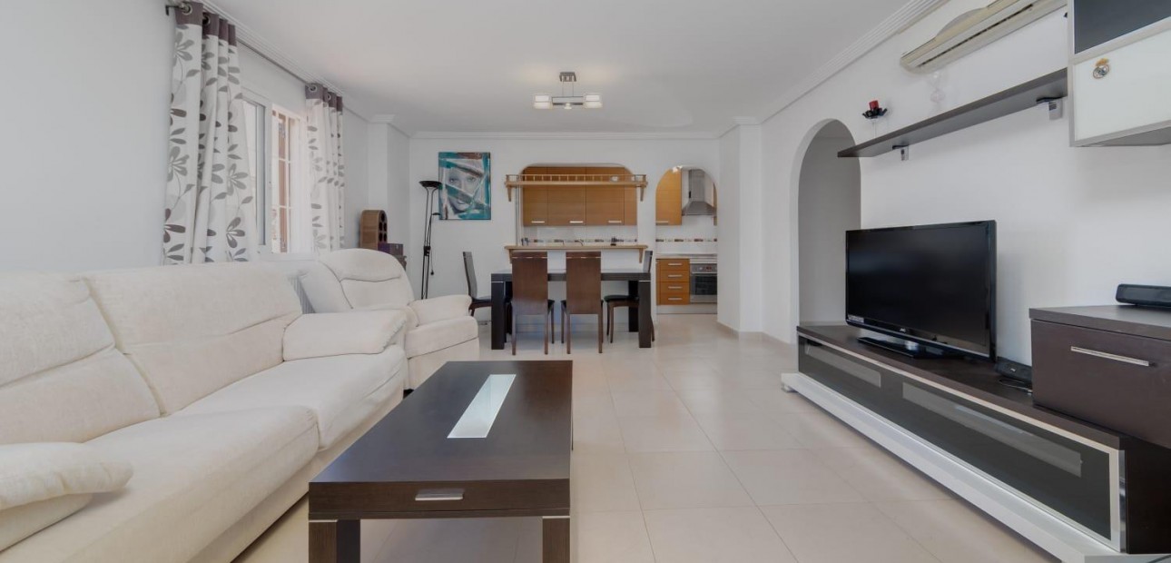 Sale - Villa -
Orihuela Costa - Punta Prima