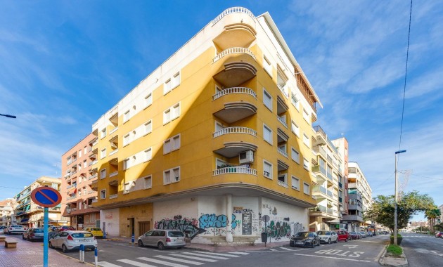 Herverkoop - Appartement / flat -
Torrevieja - Acequion