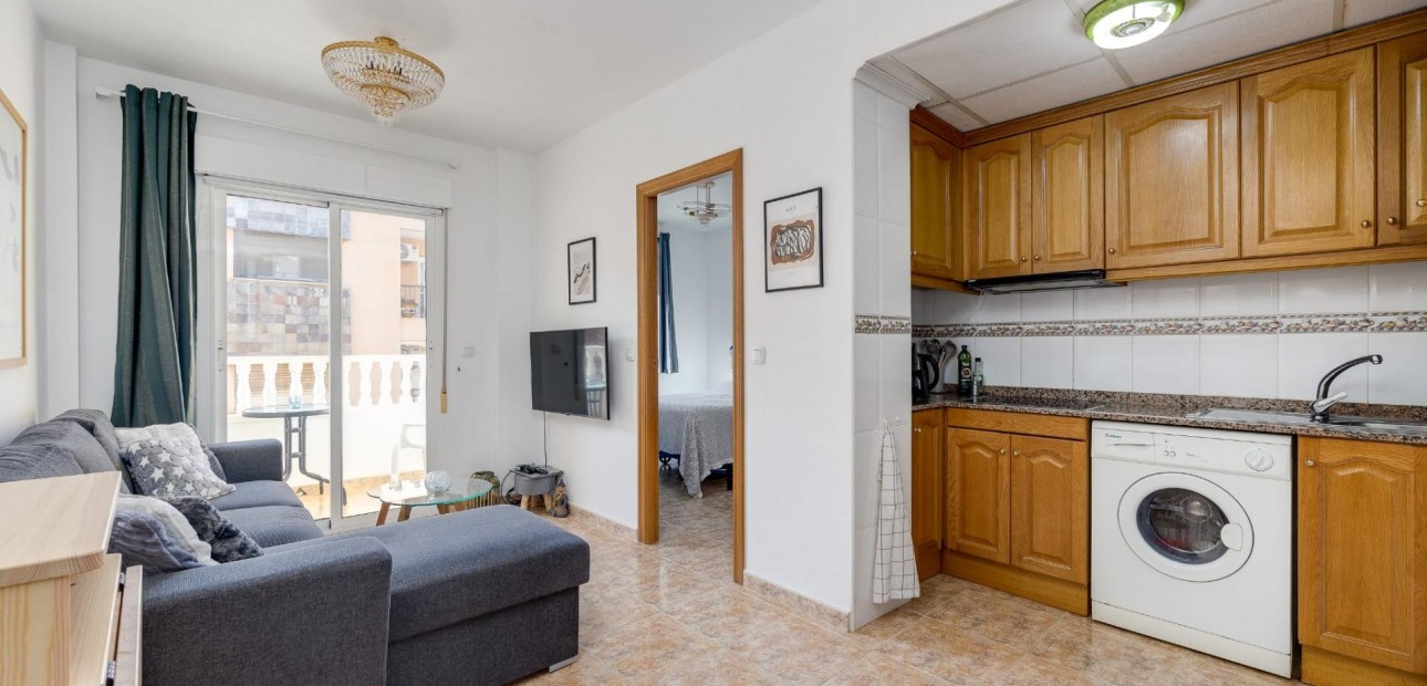 Herverkoop - Appartement / flat -
Torrevieja - Acequion