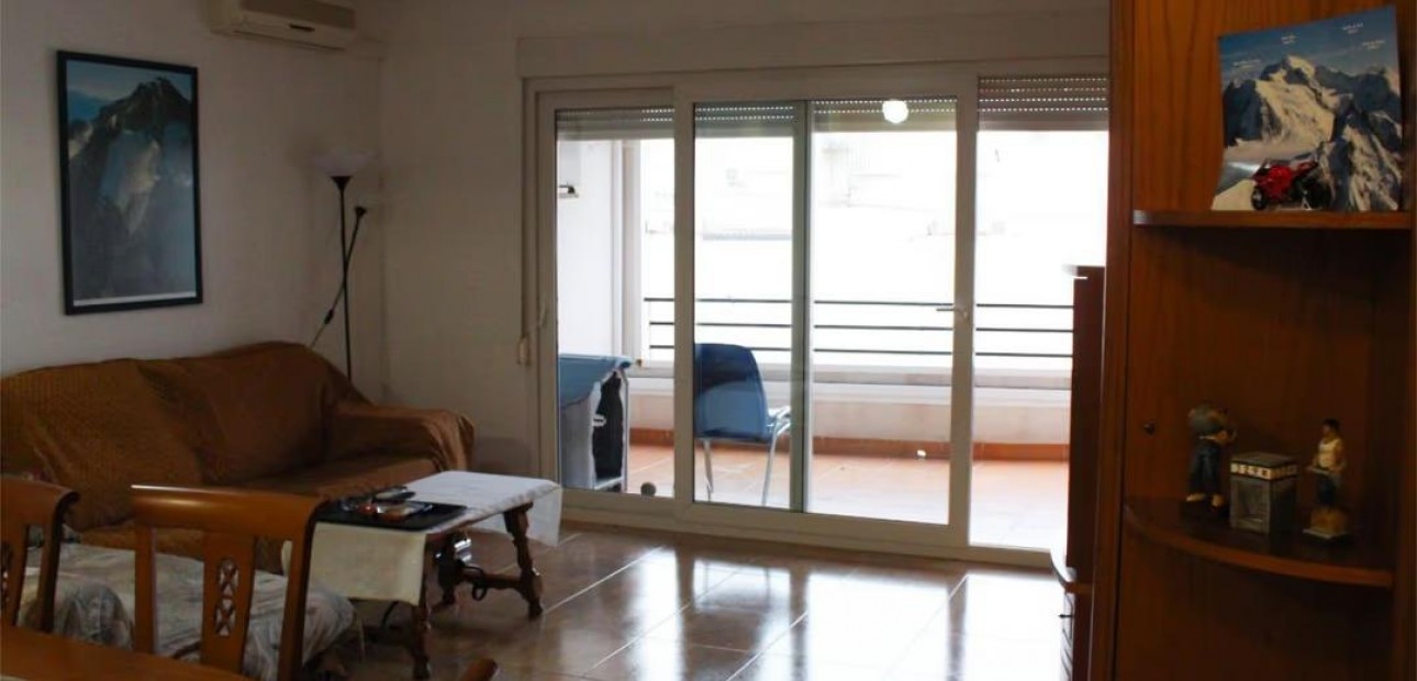 Sale - Apartment / flat -
Almoradi - Comunidad valenciana