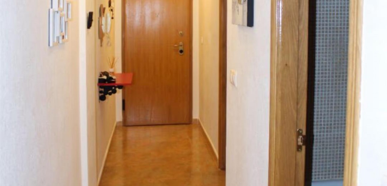 Sale - Apartment / flat -
Almoradi - Comunidad valenciana