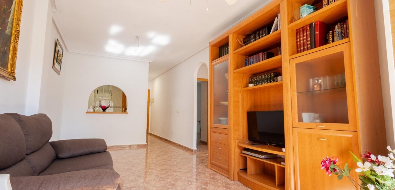 Herverkoop - Appartement / flat -
Torrevieja - Centro