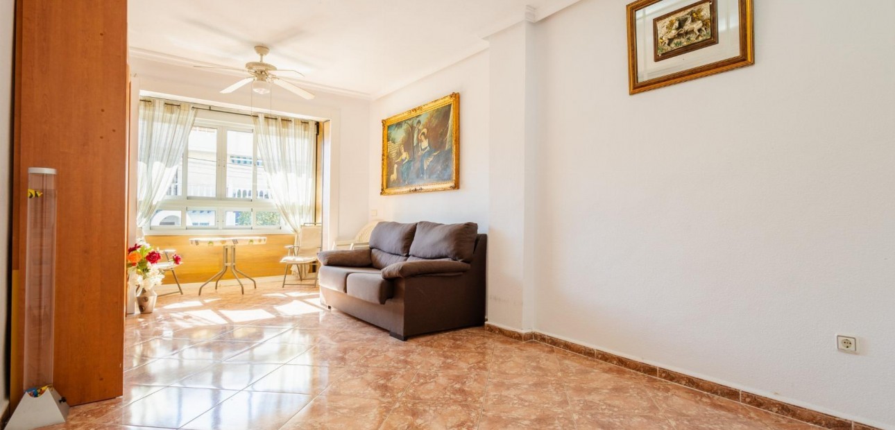 Herverkoop - Appartement / flat -
Torrevieja - Centro