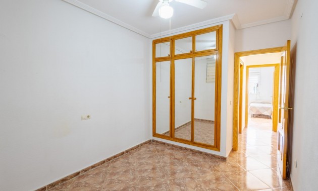 Herverkoop - Appartement / flat -
Torrevieja - Centro