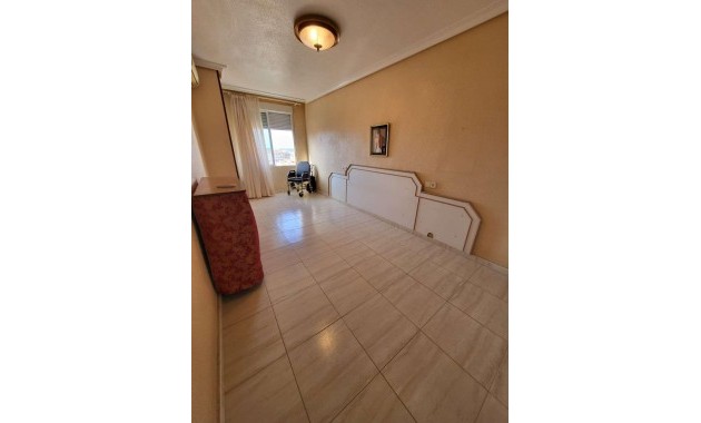 Sale - Penthouse -
Torrevieja - Centro