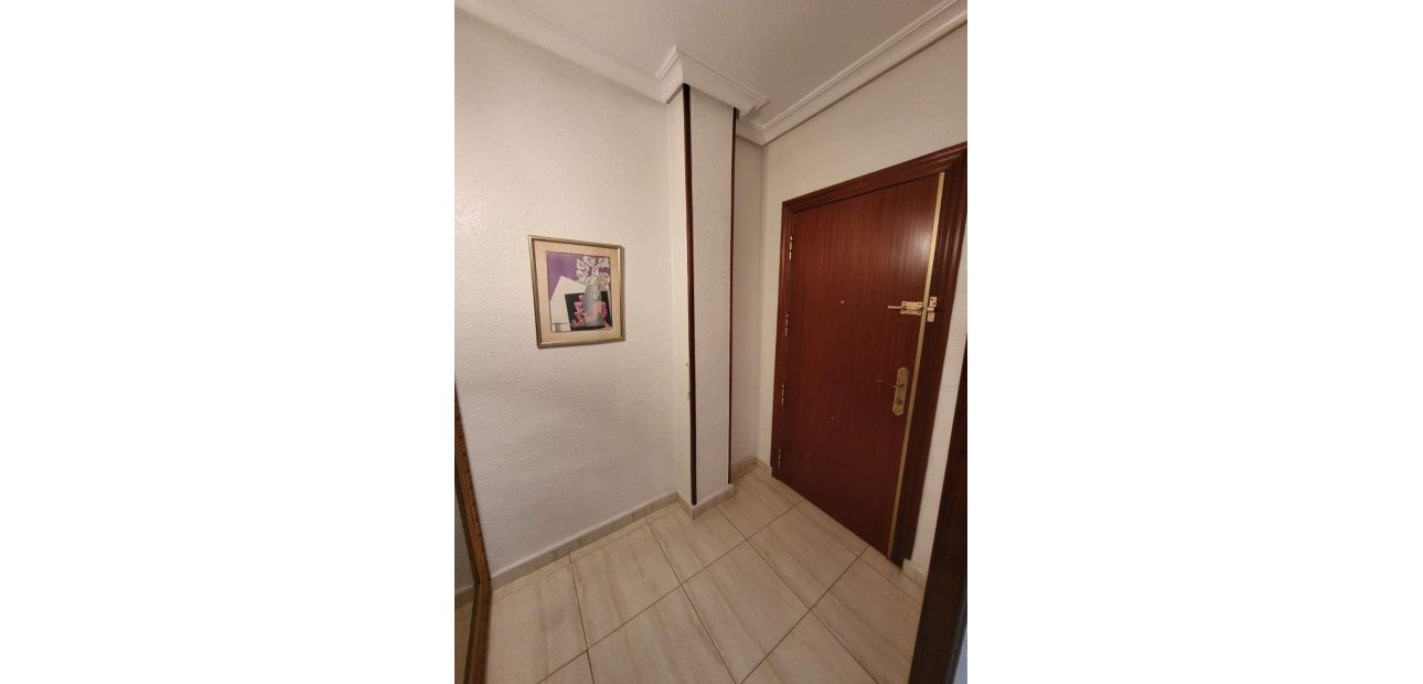 Sale - Penthouse -
Torrevieja - Centro