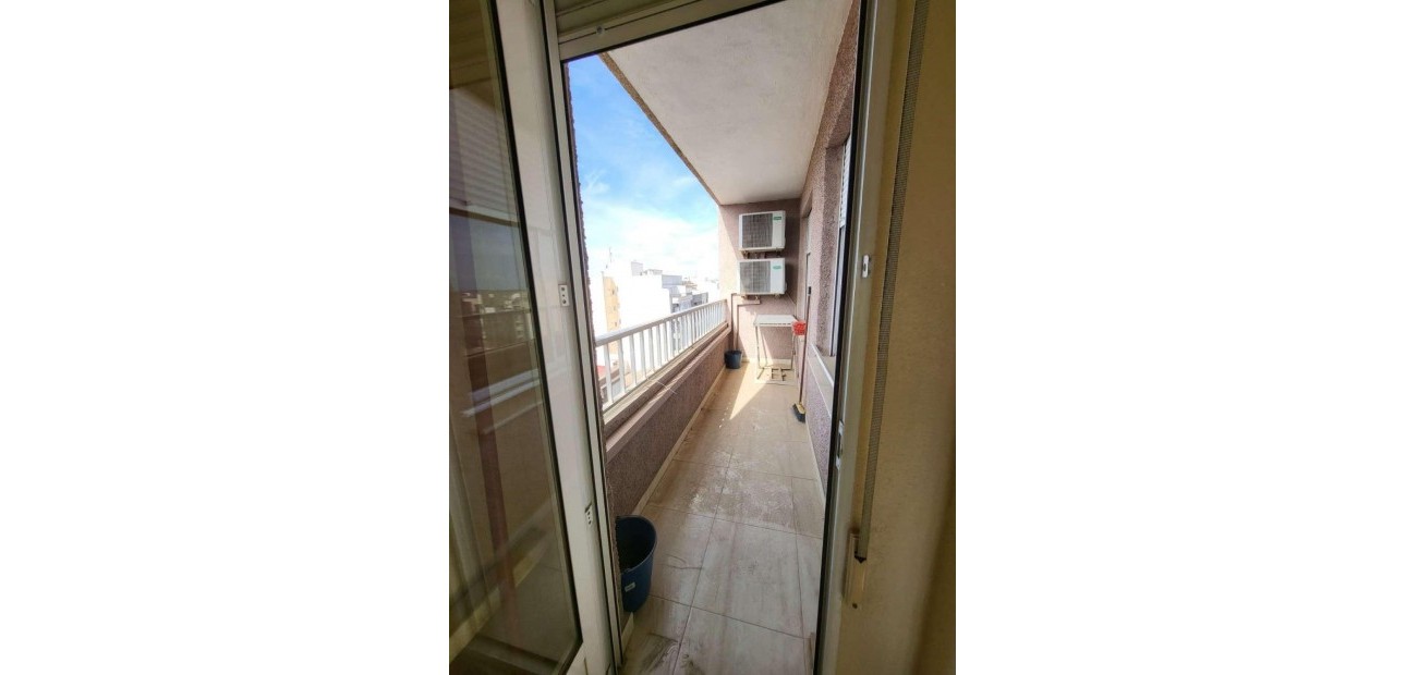 Sale - Penthouse -
Torrevieja - Centro