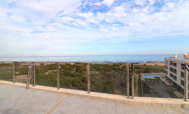 Sale - Apartment / flat -
La Mata - La Mata - Town