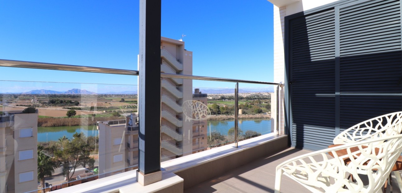 Sale - Apartment / flat -
Guardamar del Segura - Guardamar del Segura - Town