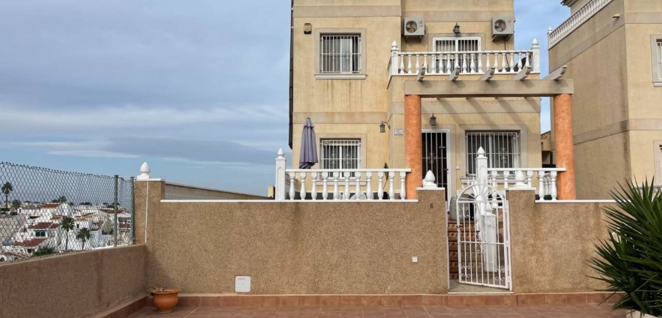 Sale - Detached Villa -
Ciudad Quesada - La marquesa