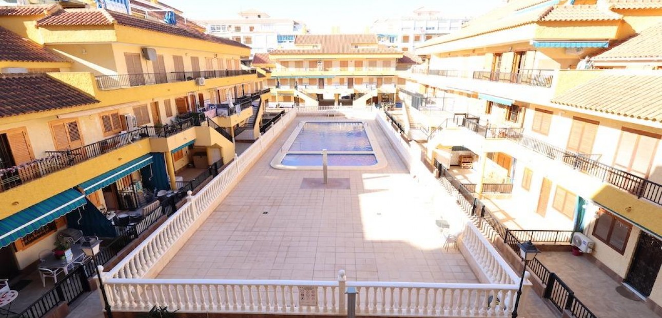 Sale - Studio -
Torrevieja - La Mata