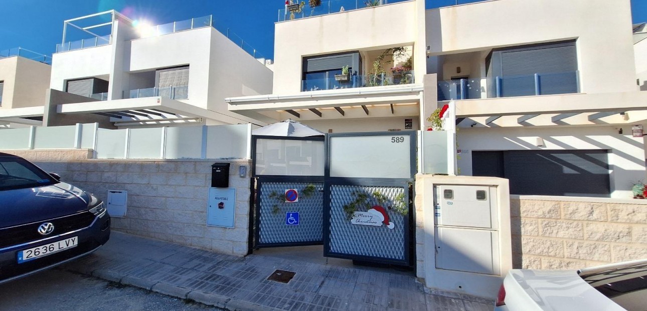 Venta - Villa -
Orihuela Costa - Lomas de Cabo Roig-Los Dolses