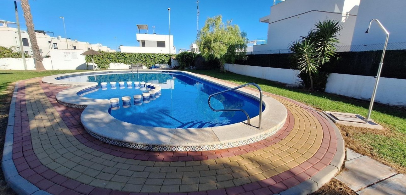 Venta - Villa -
Orihuela Costa - Lomas de Cabo Roig-Los Dolses