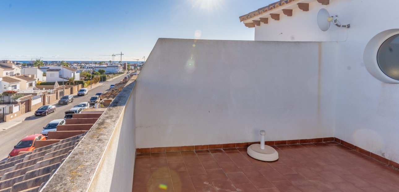 Venta - Adosado -
Torrevieja - Punta prima