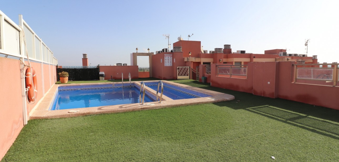 Herverkoop - Appartement / flat -
Rojales - Los Palacios