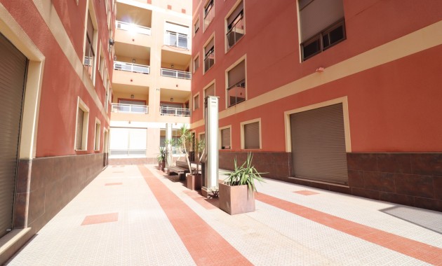 Herverkoop - Appartement / flat -
Rojales - Los Palacios