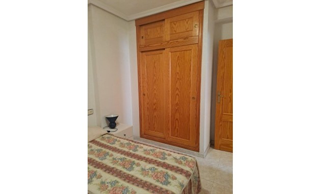 Herverkoop - Appartement / flat -
Torrevieja - Acequion