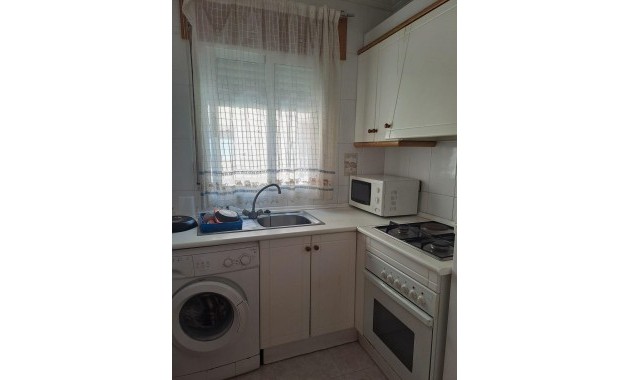 Herverkoop - Appartement / flat -
Torrevieja - Acequion