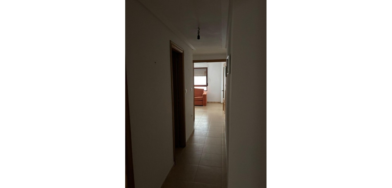 Herverkoop - Appartement / flat -
Almoradi - Centro urbano 2