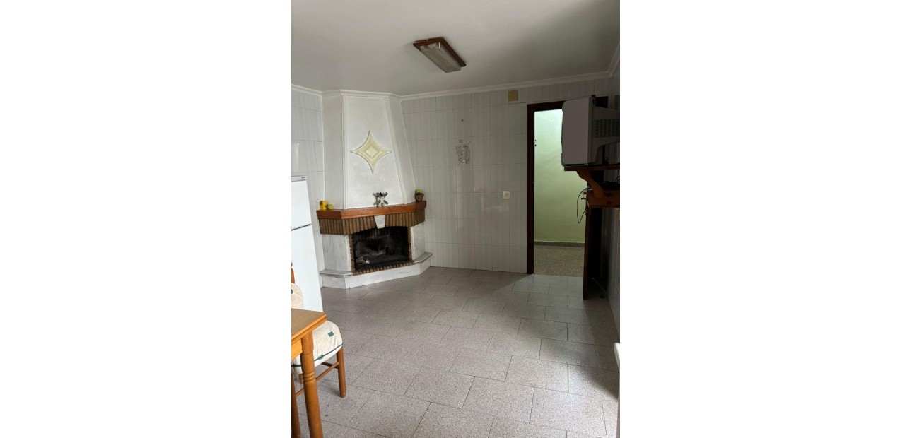 Sale - Apartment / flat -
Almoradi - Comunidad valenciana