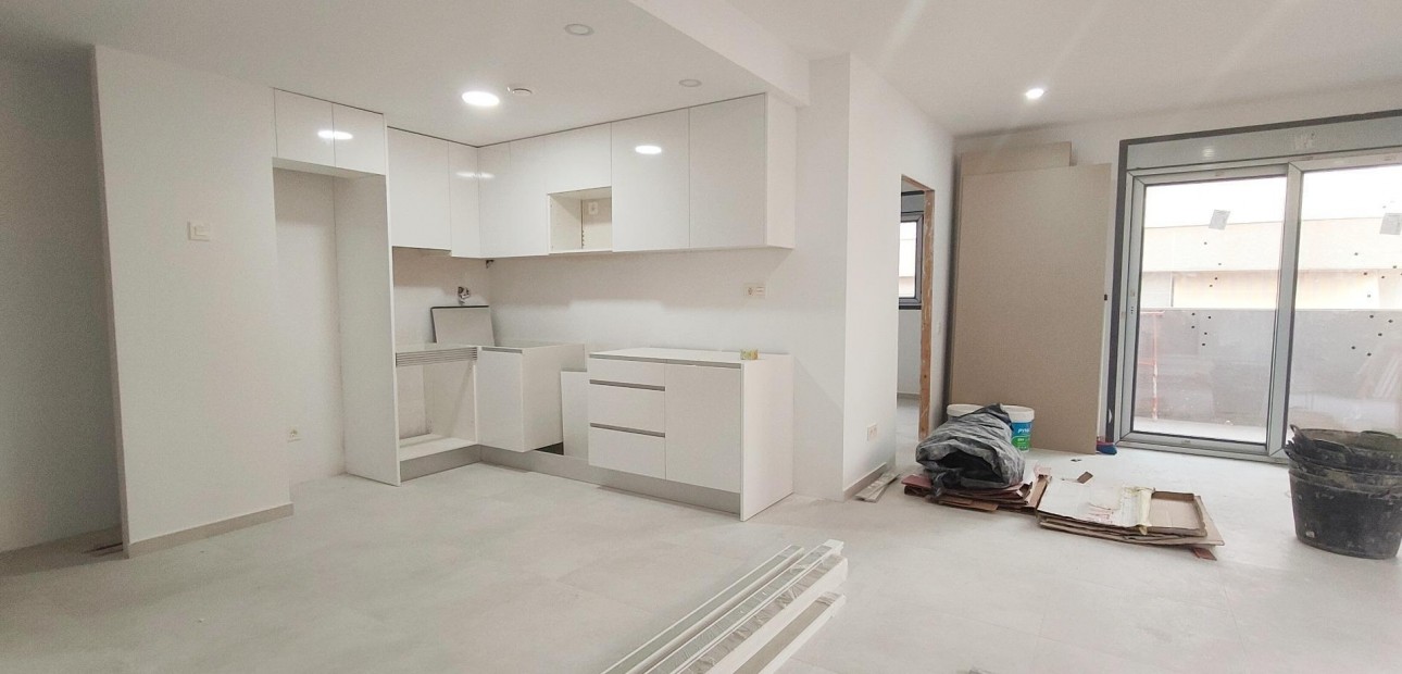 Herverkoop - Appartement / flat -
Torrevieja - torrevieja