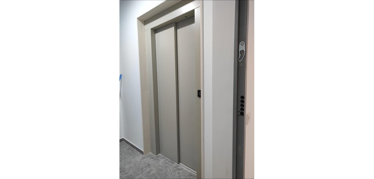 Herverkoop - Appartement / flat -
Torrevieja - torrevieja