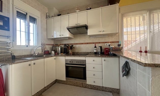 Herverkoop - Town house / semi detached -
Orihuela - Entre Naranjos Vistabella