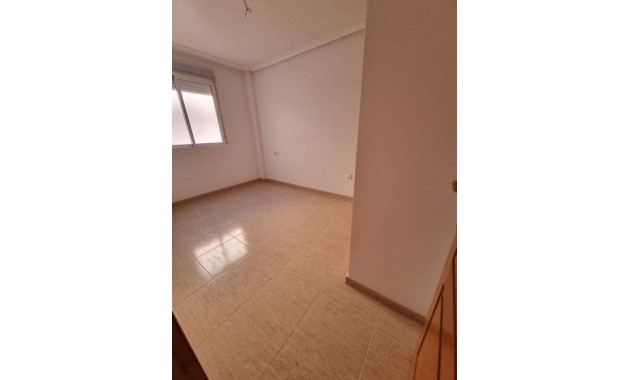 Herverkoop - Appartement / flat -
Torrevieja - Playa de los locos