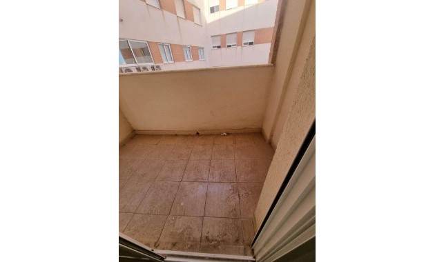 Herverkoop - Appartement / flat -
Torrevieja - Playa de los locos