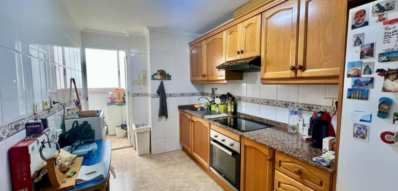 Sale - Apartment / flat -
Torrevieja - torrevieja