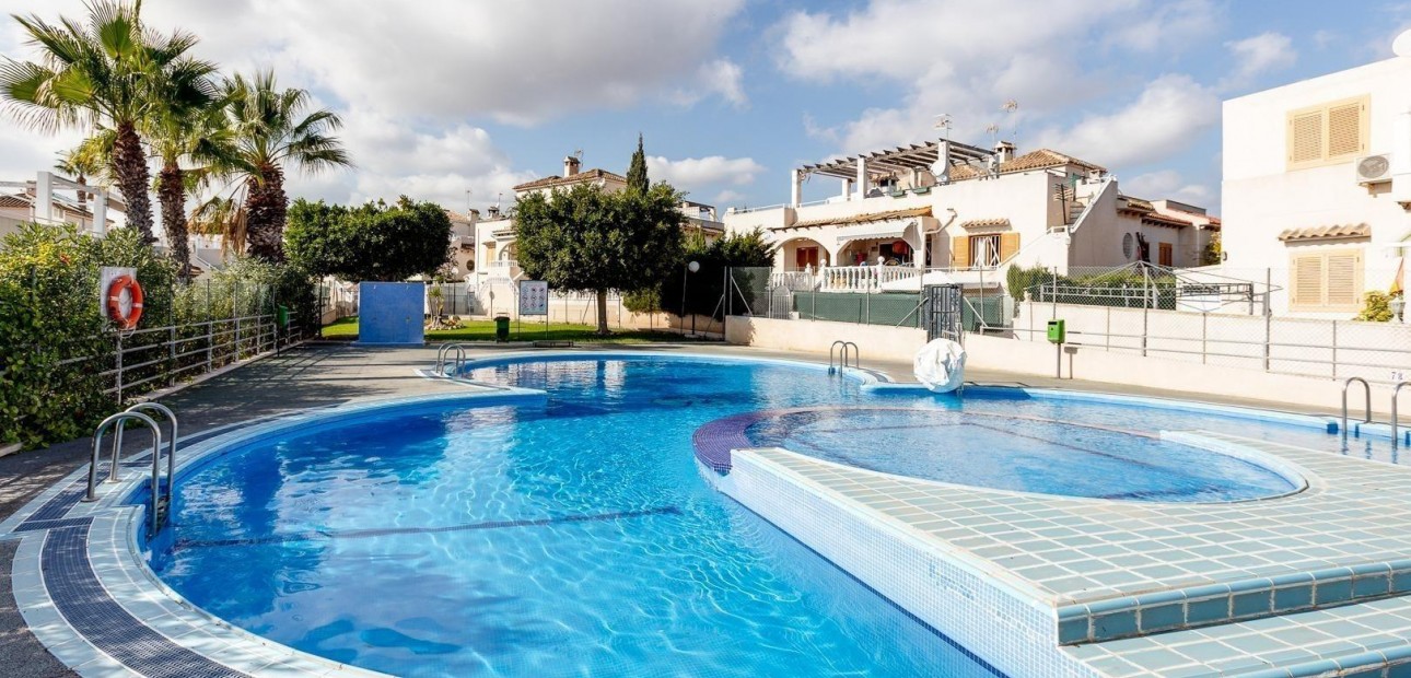 Herverkoop - Bungalow -
Torrevieja - Los Balcones - Los Altos del Edén