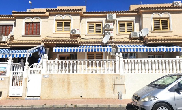 Herverkoop - Villa -
Torrevieja - Torreblanca