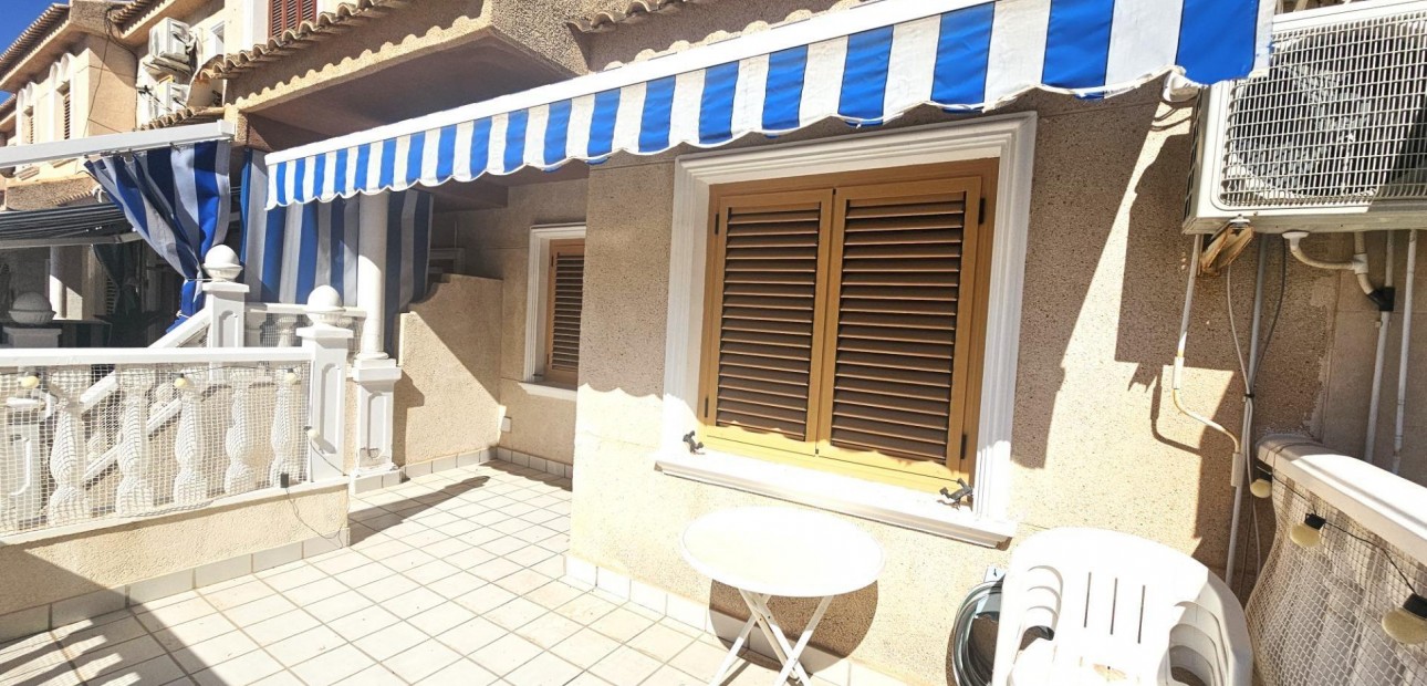 Herverkoop - Villa -
Torrevieja - Torreblanca