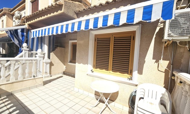 Herverkoop - Villa -
Torrevieja - Torreblanca