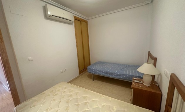 Venta - Apartamento / piso -
Daya Vieja