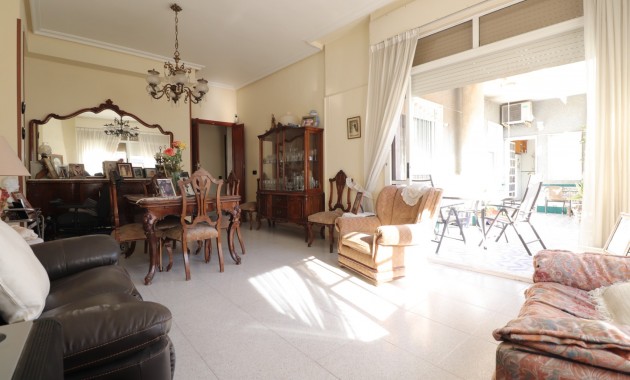 Herverkoop - Appartement / flat -
Rojales - Rojales - Village