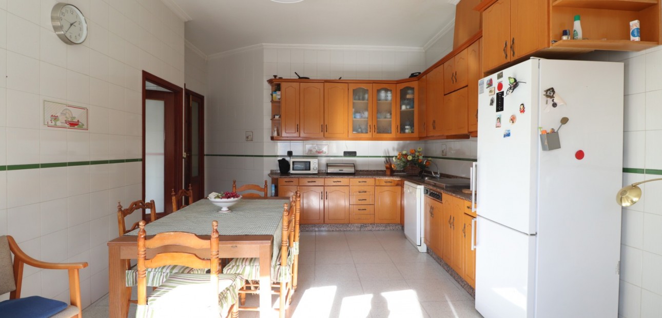 Herverkoop - Appartement / flat -
Rojales - Rojales - Village