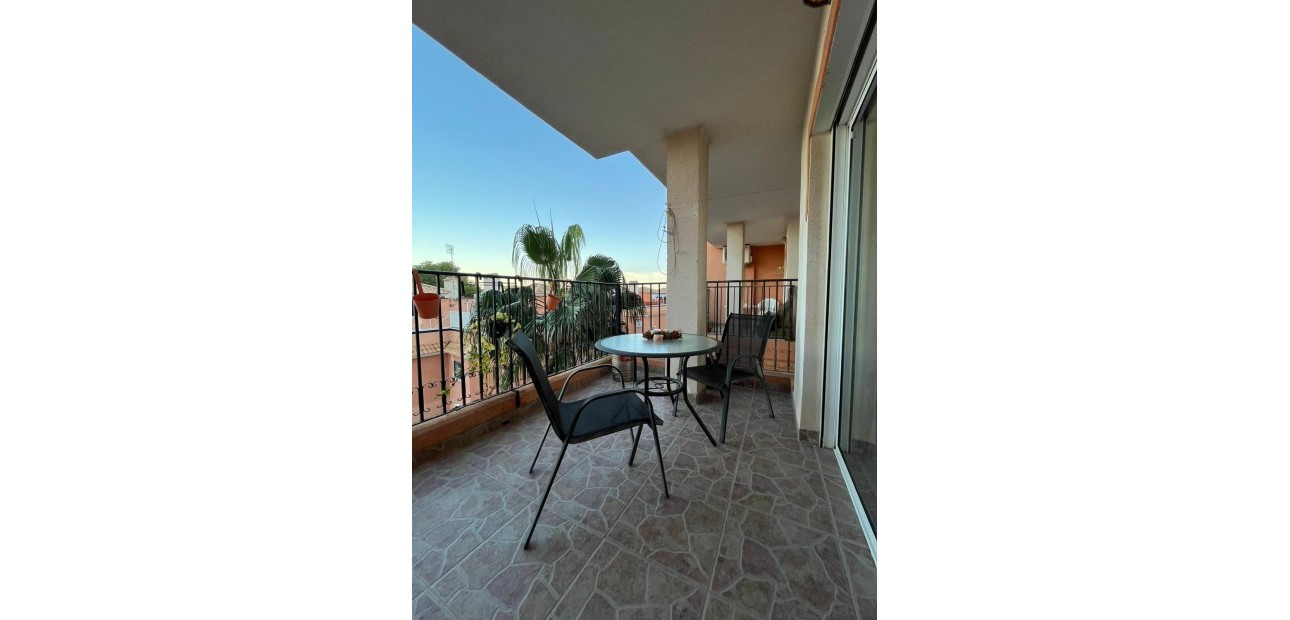 Herverkoop - Appartement / flat -
Orihuela Costa - Los Almendros-La Florida