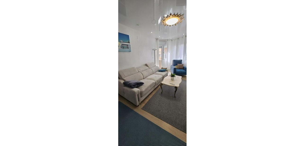 Herverkoop - Appartement / flat -
Torrevieja - Paseo maritimo