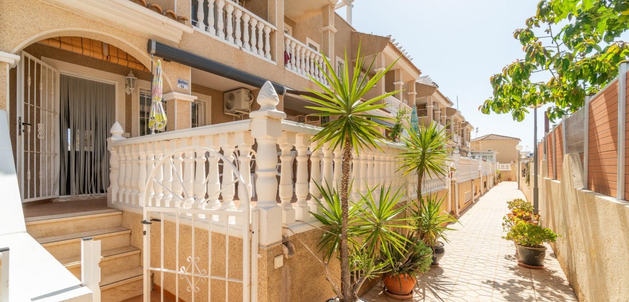 Verhuur - Terraced house -
Orihuela Costa - Las Mimosas