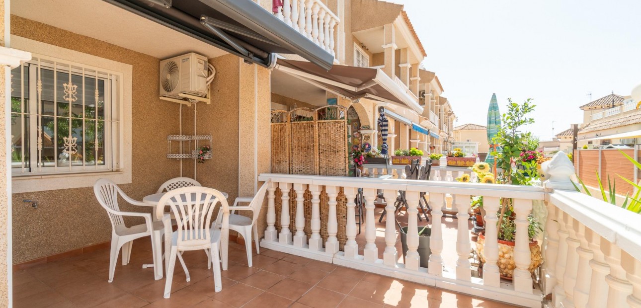 Verhuur - Terraced house -
Orihuela Costa - Las Mimosas