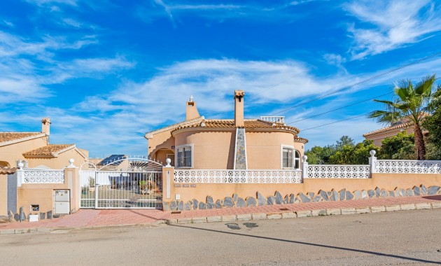 Sale - Villa -
Benijofar