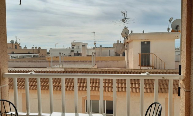 Herverkoop - Appartement / flat -
Torrevieja - El molino