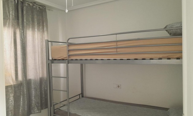 Herverkoop - Appartement / flat -
Torrevieja - El molino