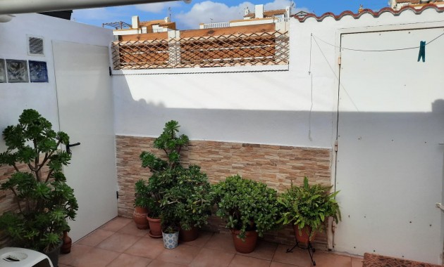 Herverkoop - Appartement / flat -
Torrevieja - Torretas