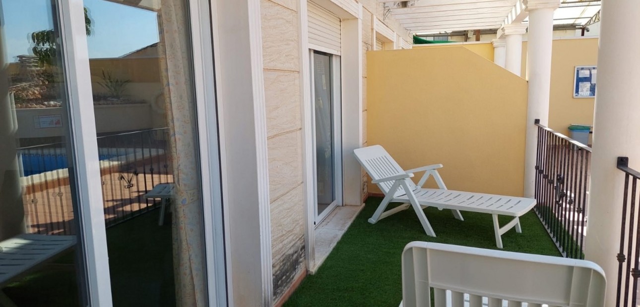 Herverkoop - Appartement / flat -
Algorfa - Village