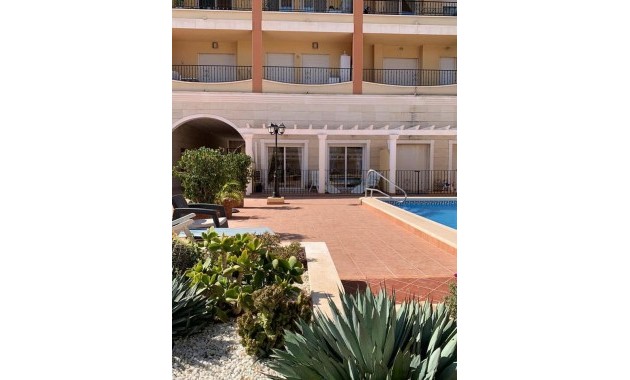 Herverkoop - Appartement / flat -
Algorfa - Village