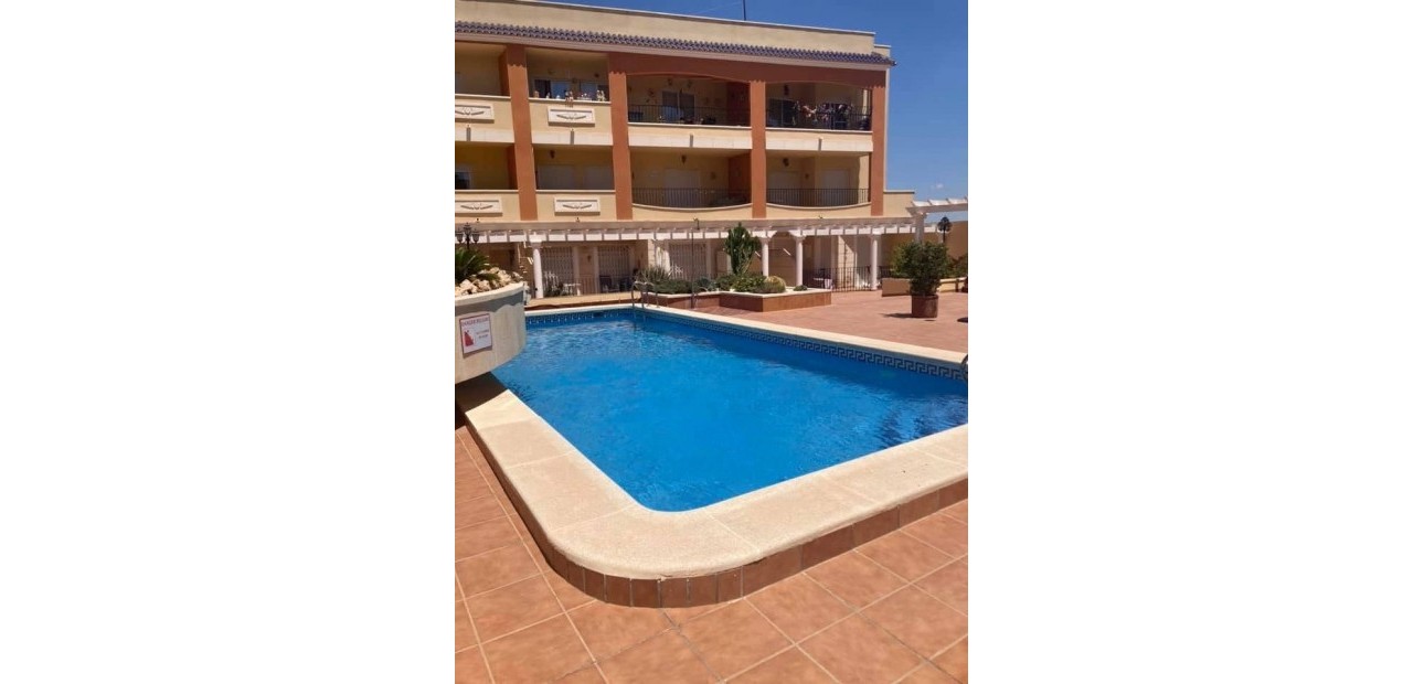 Venta - Apartamento / piso -
Algorfa - Village